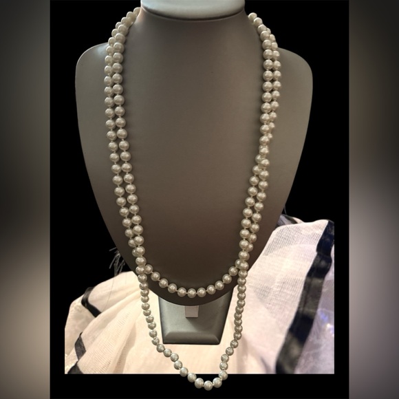 VINTAGE ESTATE FAUX PEARL HAND KNOTTED STRING STRAND NECKLACE 44” - Picture 10 of 13